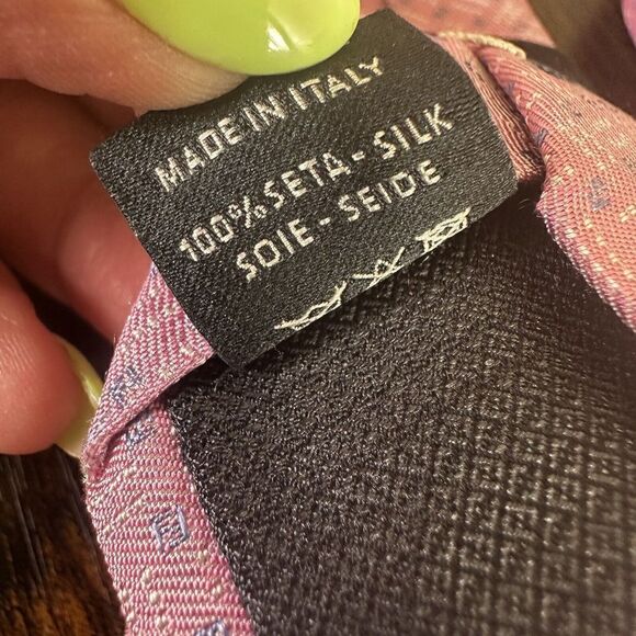 Fendi Tie 100% Silk FF Logo Pink Made In Italy - Picture 10 of 10